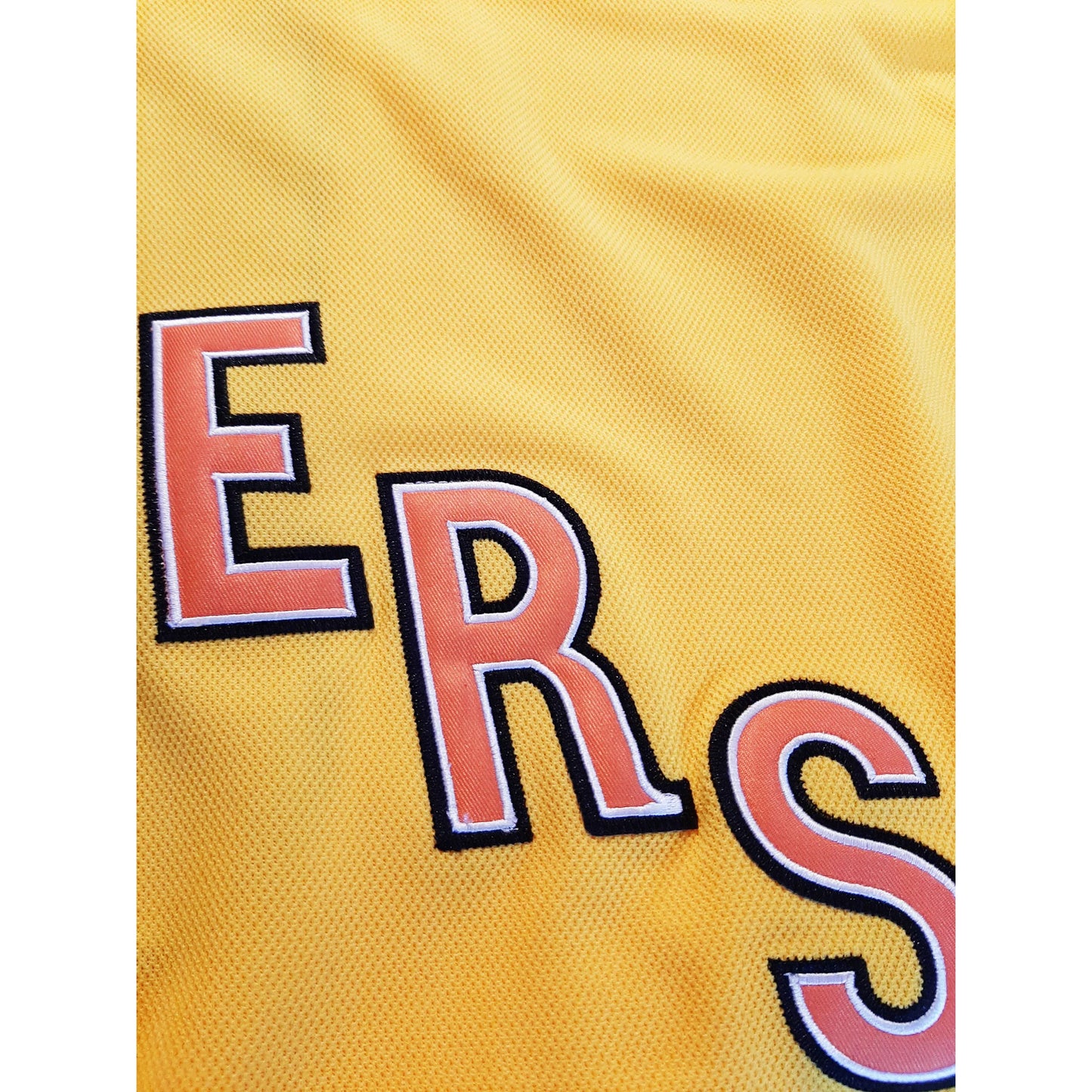 Vancouver Blazers Jersey close-up yellow Royal Retros