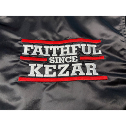 Kezar Satin Jacket - Jackets. Close up og Faithful Since Kezar in white letters with  red trim. Royal Retros